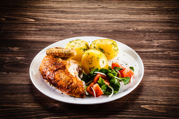 Roast chicken fillet and vegetables