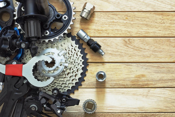 Spare parts and tools for the bicycle