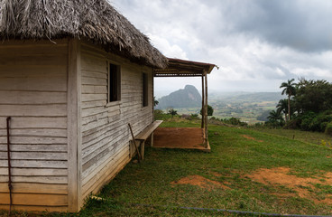 Fototapeta na wymiar Hut in the Cuban mountains