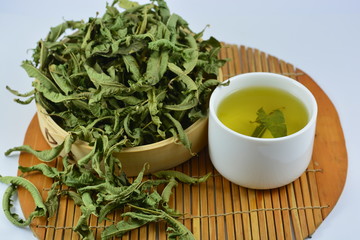 Verbena tea and verbena tea leaves