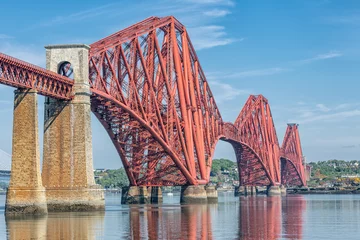 Fototapeten Forth Bridge, railway bridge over Firth of Forth near Queensferry in Scotland © Kruwt