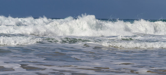 Breaking Hawaiian Waves