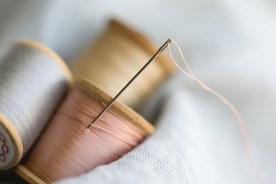 Needle And A Thread Picture. Image: 6751422
