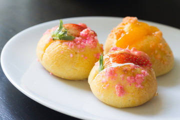 Delicious choux cream.1