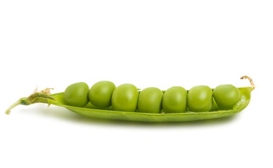 green peas isolated