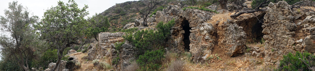Fototapeta na wymiar Ruins of ancient Lissos