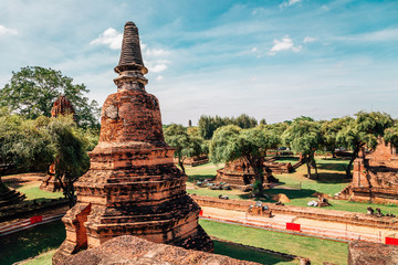 Fototapeta na wymiar Wat Ratchaburana, ancient ruins in Ayutthaya, Thailand