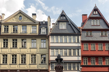 Fototapeta na wymiar Neue historische Altstadt von Frankfurt am Main