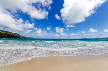 Lebensfreude, Ferien, Tourismus, Sommer, Sonne, Strand, Meer, Glück, Entspannung, Meditation: Traumurlaub an einem einsamen, karibischen Strand :) Nachricht an den 