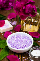 Obraz na płótnie Canvas Purple Peony Rose Bath Salt Blend for Spa and Aromatherapy. Selective focus.