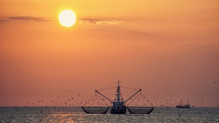 Fischerboot auf der Nordsee © franziskahoppe