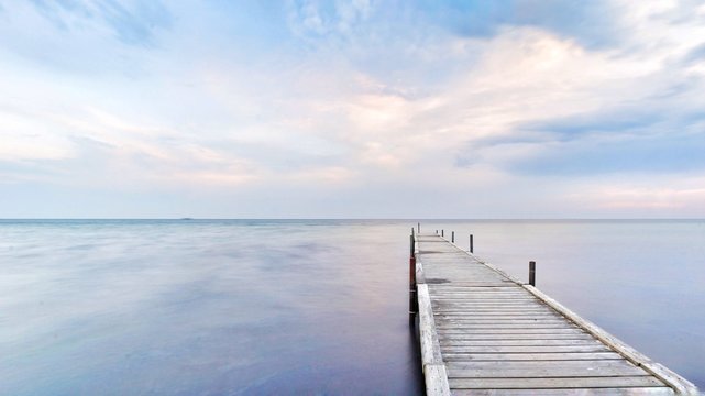 Die Ostsee| K&uuml;ste mit Steg in D&auml;nemark