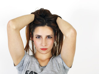 Fototapeta premium joven y bella modelo posando para la cámara 