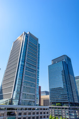Fototapeta na wymiar 丸ノ内の高層ビル群 High-rise building in Tokyo