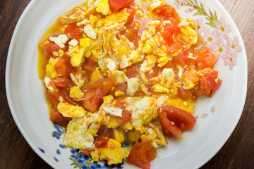 トマトの卵炒め