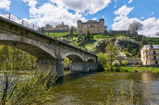 Historic town of Puebla de Sanabria from the Tera river shore