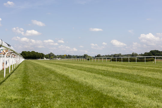 Pferderennbahn in Iffezheim