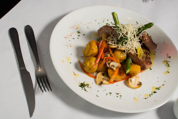 food, wine, white, table, spoon, plate, dish, dinner