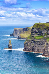 Irland Cliffs of Moher Klippen Reise reisen Landschaft Meer Tourismus Hochformat Natur Ozean