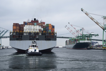 Fototapeta premium Cargo ship