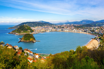 Fototapeta na wymiar San Sebastian city, Spain, view of La Concha bay and Atlantic ocean
