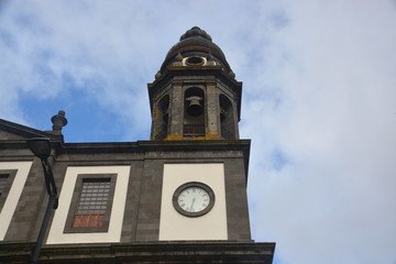 Fototapeta na wymiar Fachada de la Catedral de San Cristobal en la Laguna, Tenerife