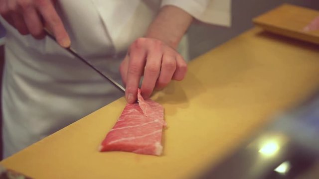Work of the sushi chef｜Making Tuna Sashimi