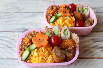 子供のためのそぼろ弁当