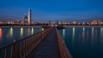 Naklejka premium First Light