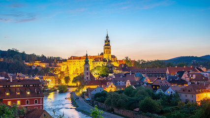 Obraz premium Krumlov Castle at night in Cesky Krumlov, Czech Republic