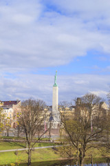 Obraz premium A beautiful view of the Freedom Monument in Vermanes Garden, Riga, Latvia