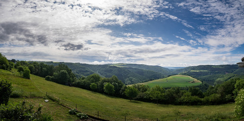 Fototapeta na wymiar Panorama Eifel Sommer