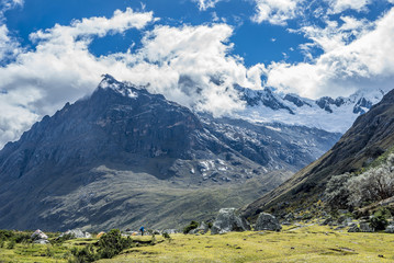 Fototapeta premium Huaraz Santa Cruz Treking in Peru Mountains