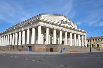 Naklejka premium Exchange building in St.Petersburg.