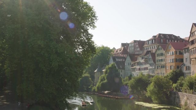 Neckarfront T&uuml;bingen Boote Stocherkahn Sonne
