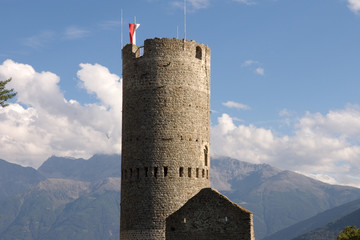 Turm der Fröhlichsburg in Mals