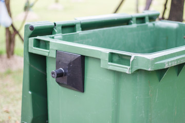 garbage can, dustbin, rubbish-bin, Trashcan in park