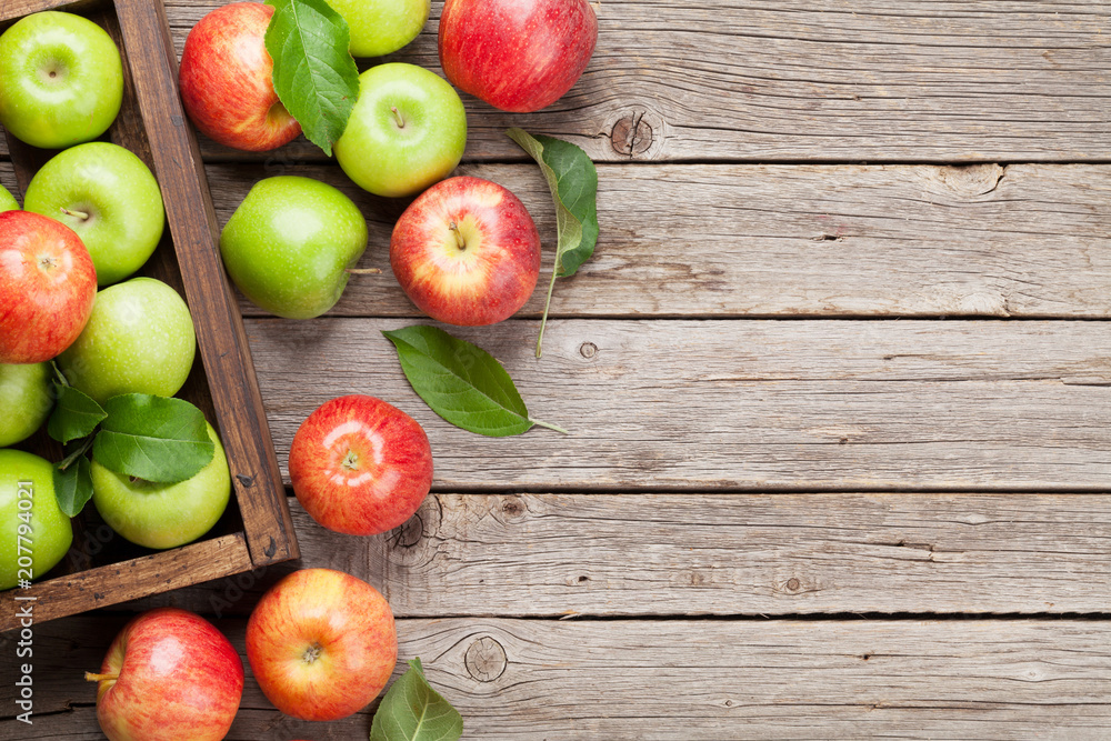 Wall mural green and red apples in wooden box - Wall murals