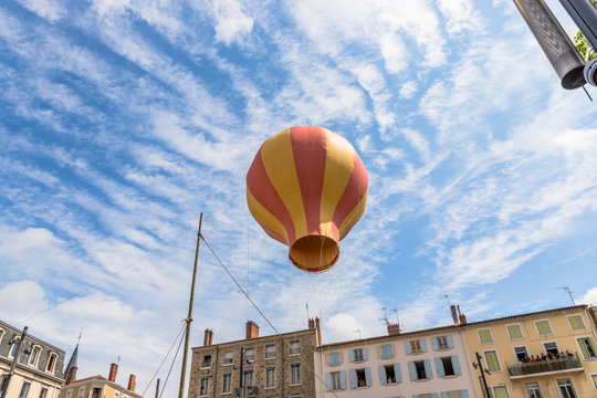Reconstitution historique du Premier envol d'une montgolfière à Annonay