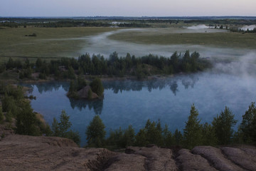 туманное утро 