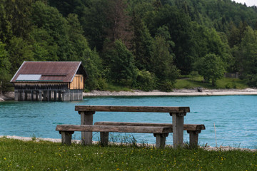 Obraz premium Ruhebank am Walchensee