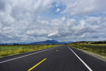 Fototapeta premium Road to nowhere