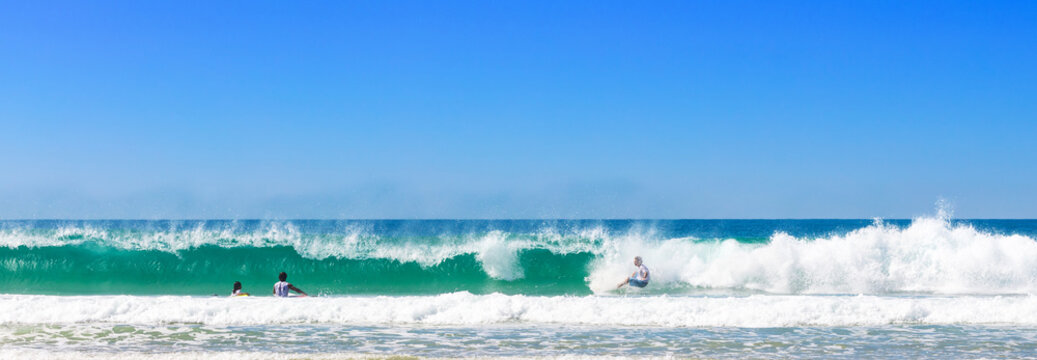 Ondas e surfe