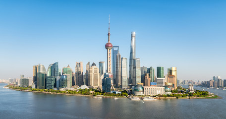 Fototapeta na wymiar shanghai skyline panorama