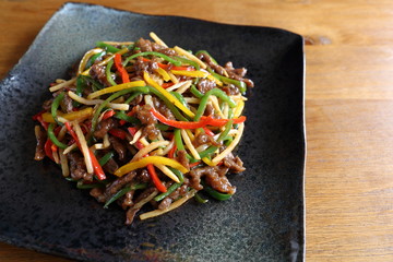 青椒牛肉絲