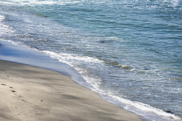 初夏の鎌倉　七里ガ浜の砂浜