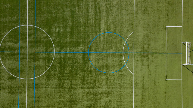 [空撮写真]上空からみるサッカーグラウンド