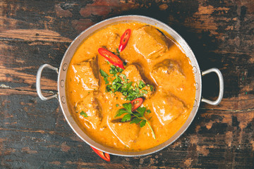 Traditional curry on dark background - obrazy, fototapety, plakaty