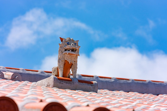 波照間空港のシーサー