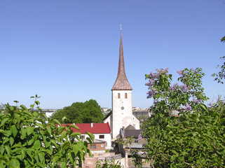 Fototapeta na wymiar Chapel of the church in Rakvere on a sunny day